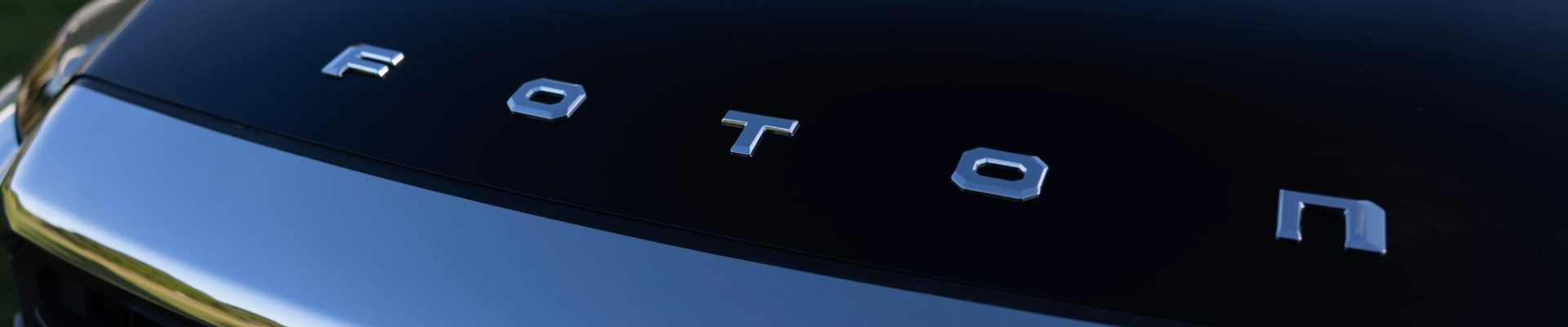 Tunland V7 Double Cab - heading image for Specs & Pricing