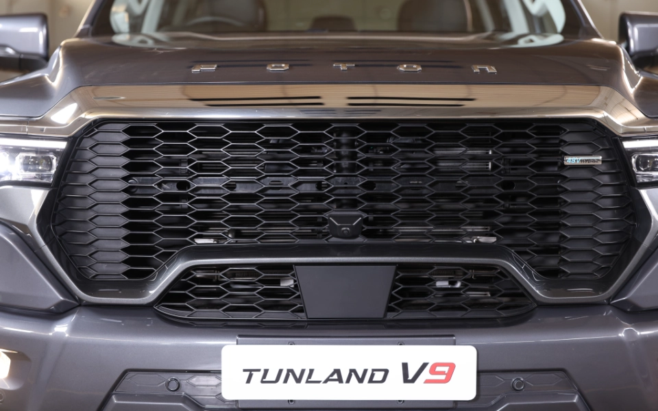 Tunland V9 Double Cab - main gallery image