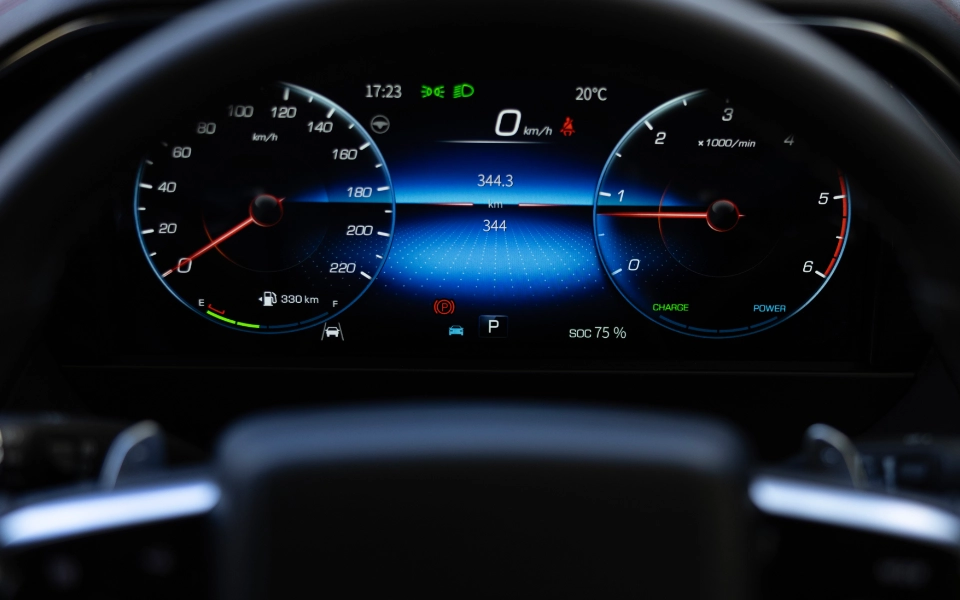 Tunland V7 Double Cab - main gallery image