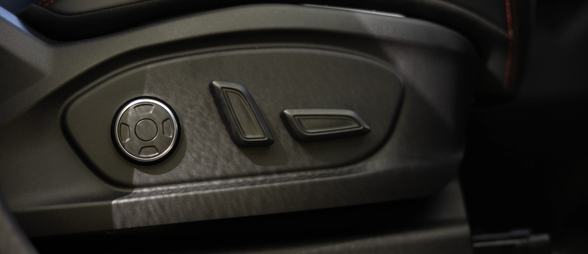 Tunland V7 Double Cab - main gallery image