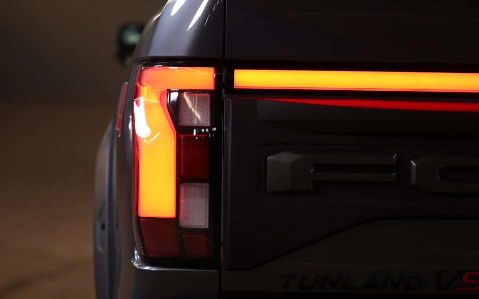 Tunland V9 Double Cab - main gallery image