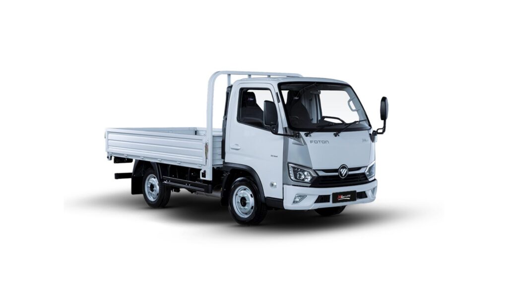 Foton Miler LITE Front view white background